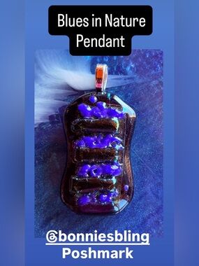 Bonnie’s Bling One of a Kind Fused Glass Jewelry and Accessories to Wear.